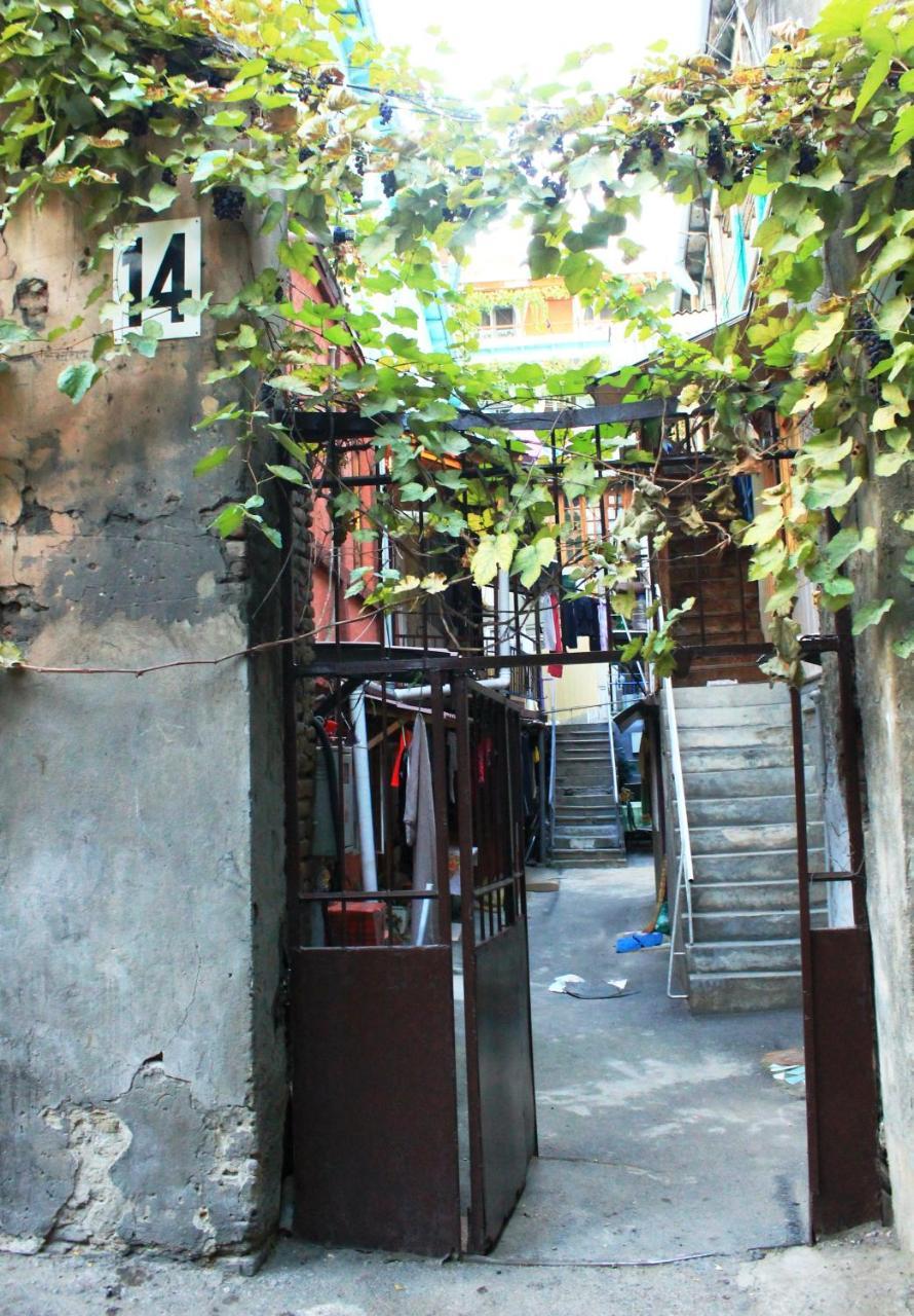 Appartamento Old Tbilisi Colors Esterno foto